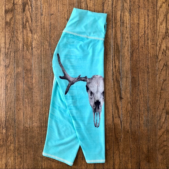 Teeki “Deer Medicine Goddess Capri Teal” - Picture 4 of 4